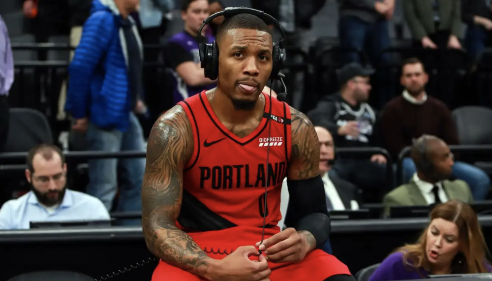 郑钦文在接 郑钦文在接