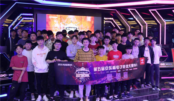 强势而稳定 强势而稳定