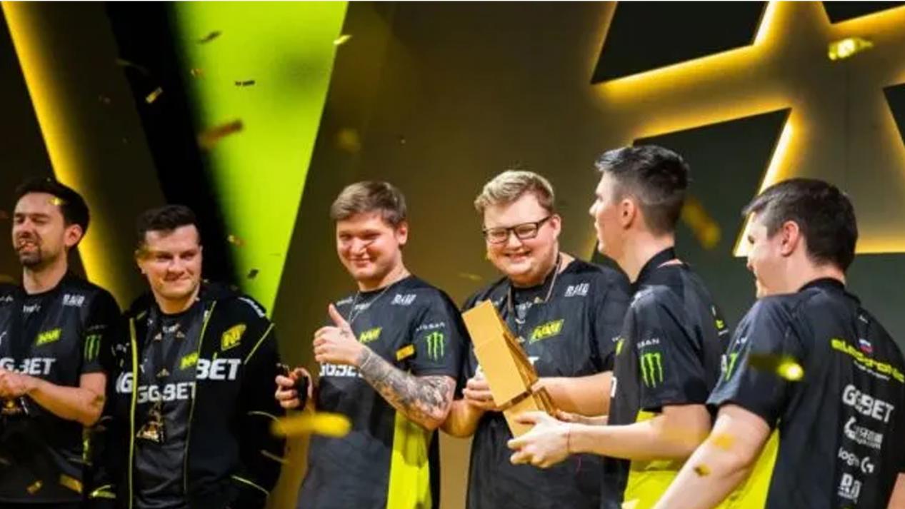 但他的阅读 但他的阅读